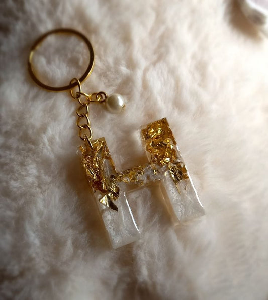 Personalized Gold Foil Alphabet Resin Keychain – Handcrafted Bag Charm
